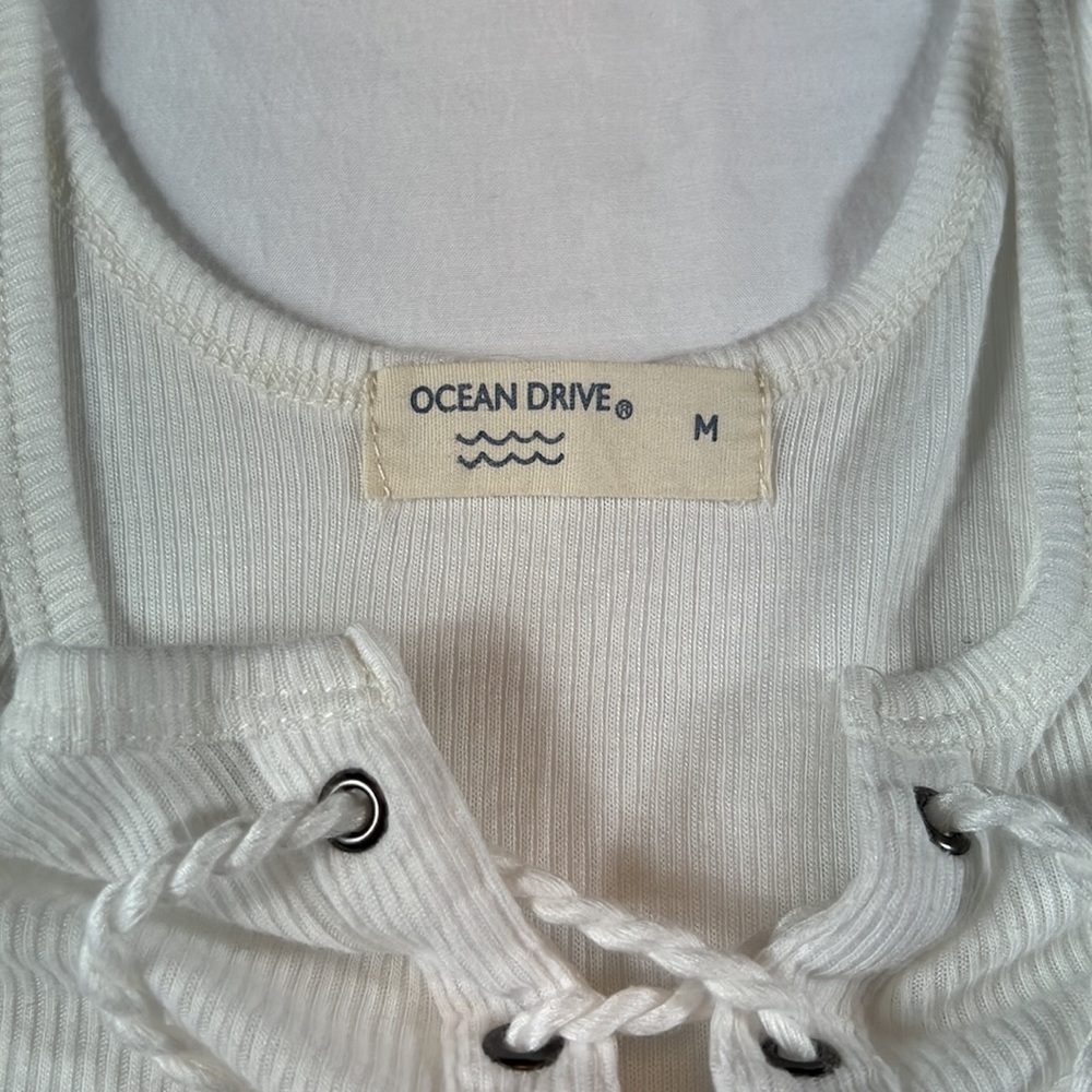Ocean Drive M White Ribbed Tank - Picture 10 of 13